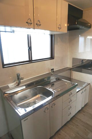 和泉市箕形町４丁目の賃貸マンションのキッチン|使いやすいキッチンです