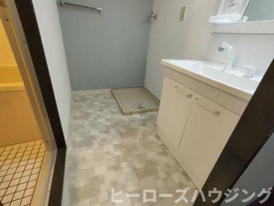 【洗面所】 | ロイヤルグレース上野東