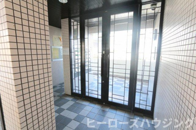 【ロビー】 | ロイヤルグレース上野東