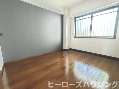 【寝室】 | ロイヤルグレース上野東