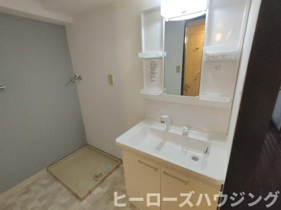 【洗面所】 | ロイヤルグレース上野東