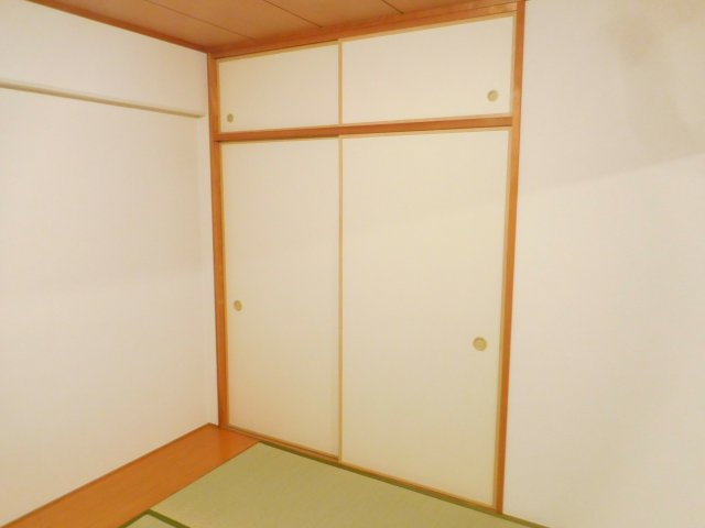 【収納】 | 高槻パーク・レジデンス | 写真は同マンション別部屋