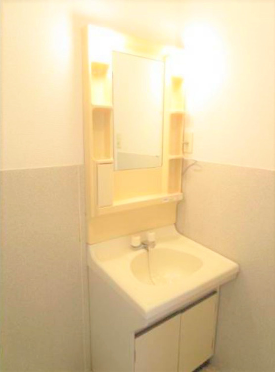 パピオン津福の洗面所|コンパクトで使いやすい洗面所