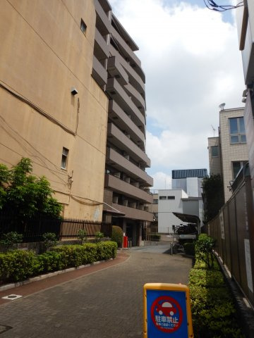 コスモ千駄木の外観