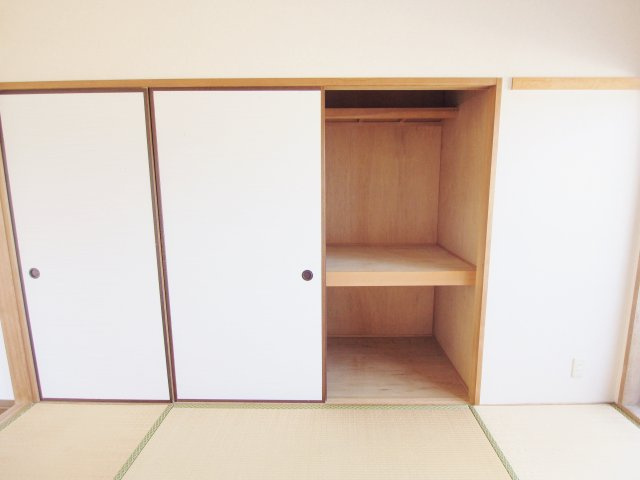 グランビューヒルズ瀬川の収納