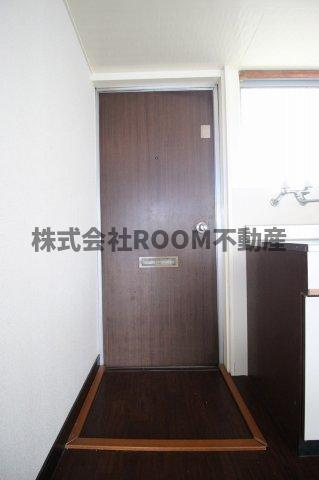 コーポ千恵の玄関|収納もある玄関です