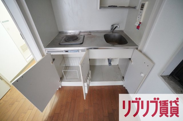 千葉本町スカイマンションのキッチン