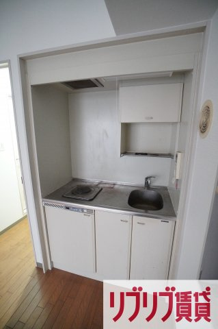 千葉本町スカイマンションのキッチン