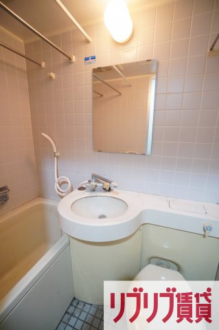 千葉本町スカイマンションの洗面所