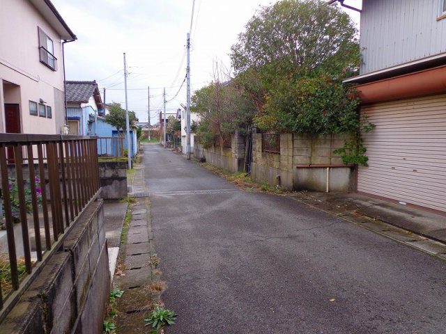 【前面道路含む現地写真】 | 北上３丁目売地 | 4ｍ幅の新潟市道です