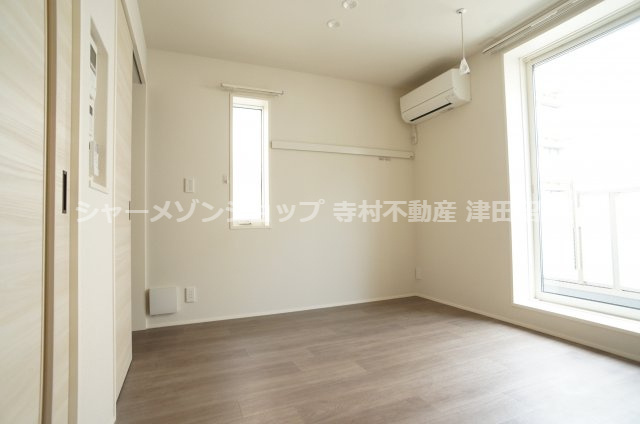 グランド　スクエア　津田沼の洋室