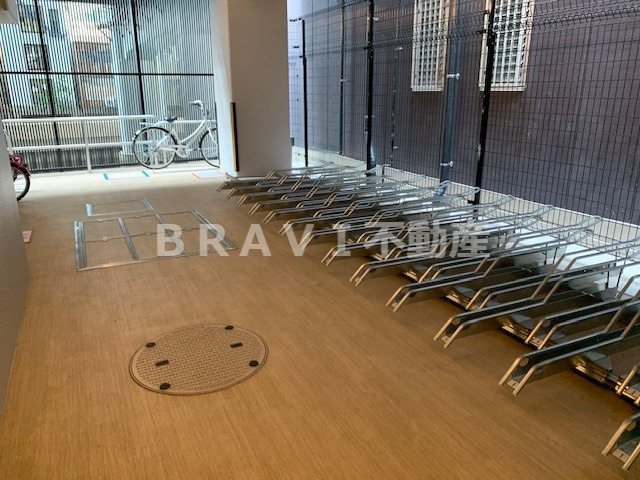 TAT LYON TIMBER TOWN（タットリヨンティンバータウン） BRAVI不動産のその他共用部分|【TAT LYON THMBER TOWN（タットリヨンティンバータウン）】駐輪場