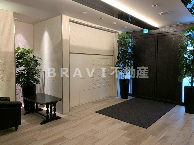 TAT LYON TIMBER TOWN（タットリヨンティンバータウン） BRAVI不動産のロビー|【TAT LYON THMBER TOWN（タットリヨンティンバータウン）】建物の内部です