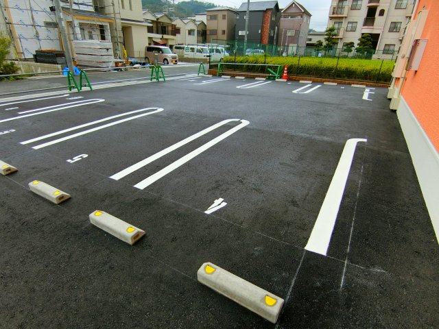 ガーデンハイツ大喜の駐車場