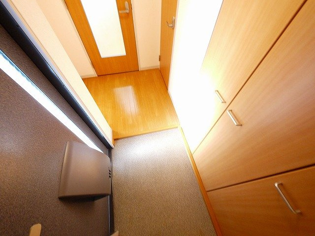 アネックスグリーンガーデンの玄関|落ち着いた玄関です