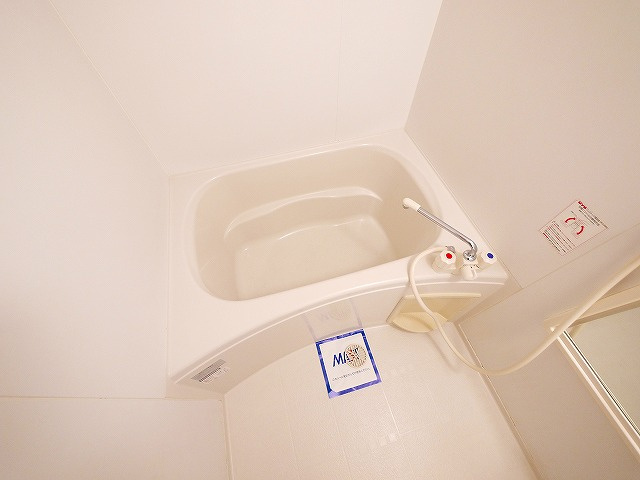 アネックスグリーンガーデンの浴室|お風呂で日々の疲れを落としましょう