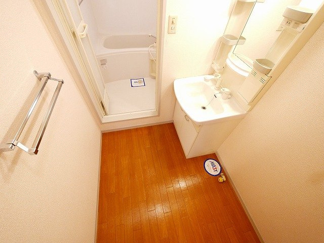 アネックスグリーンガーデンの洗面所|脱衣スペースもあります