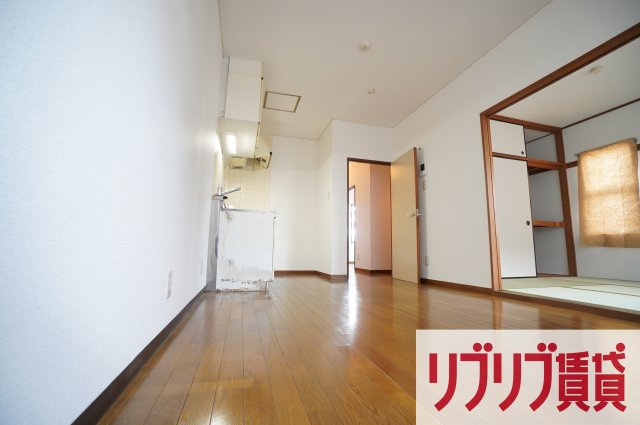 サンウイング稲荷町の居間・リビング