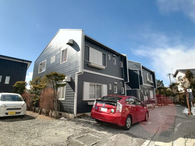 【外観】 | 陽だまりで語らおう | ブラックの外観がスタイリッシュでお洒落！