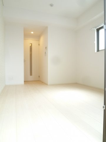 フェールヴィル阿波座の居間・リビング