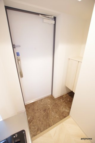 エグゼ新大阪南　仲介手数料無料の玄関