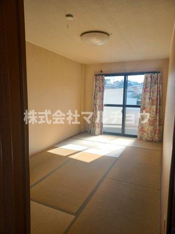 ハイツなきりの和室|落ち着いた雰囲気の和室付きです