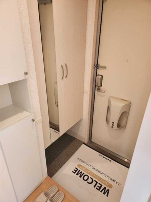 【玄関】 | パストラル朝生田・