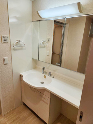 【洗面所】 | パストラル朝生田・