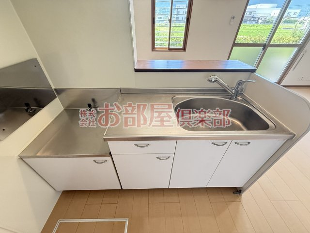トータスモア参番館のキッチン|お料理しやすいキッチンです