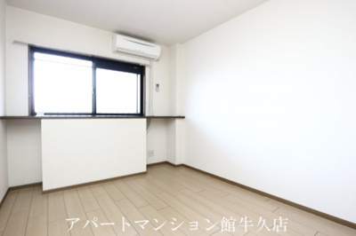 【洋室】 | グランセレッソ弐番館