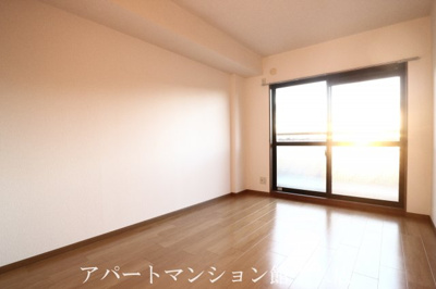 【洋室】 | グランセレッソ弐番館
