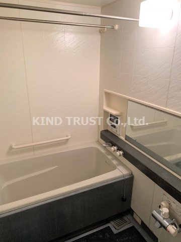 リーガル西天満Ⅱの浴室|日々の暮らしに欠かせないお風呂です