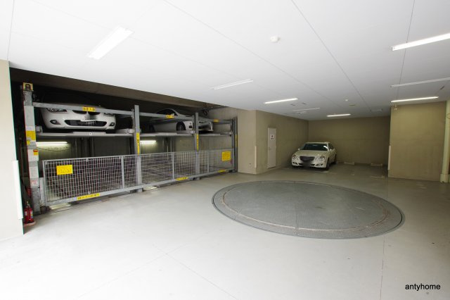 アーバネックス福島　仲介手数料無料の駐車場
