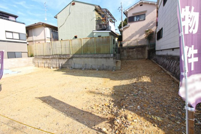 【外観】 | 宇治市広野町丸山　新築戸建 | 【B号地】新築価格：2490万『幼稚園や公園が徒歩4分以内にあり、小さいお子様のおられる方には安心の環境です』