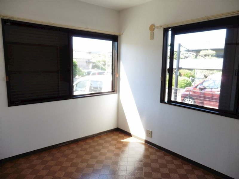 フレグランス野中【10,000円キャッシュバック対象物件】の洋室|広々とした洋室です