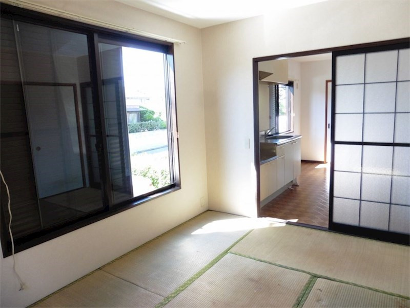 フレグランス野中【10,000円キャッシュバック対象物件】の和室|来客時にも便利な和室付き