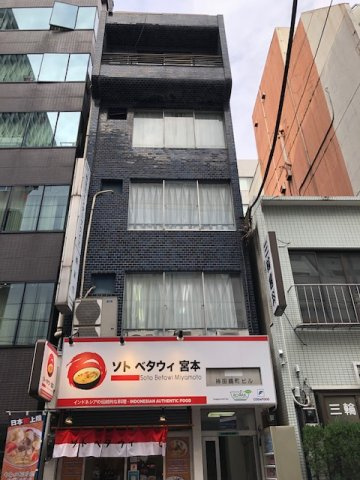 紅雪神田錦町ビルの外観