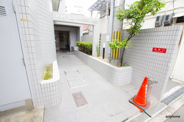 朝日プラザ新大阪アネックス　仲介手数料無料のエントランス
