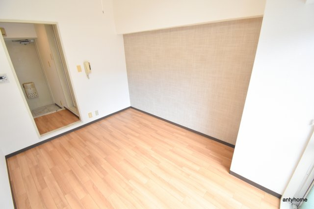 朝日プラザ新大阪アネックス　仲介手数料無料の寝室