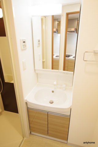サムティ都島ノース　仲介手数料無料の洗面所