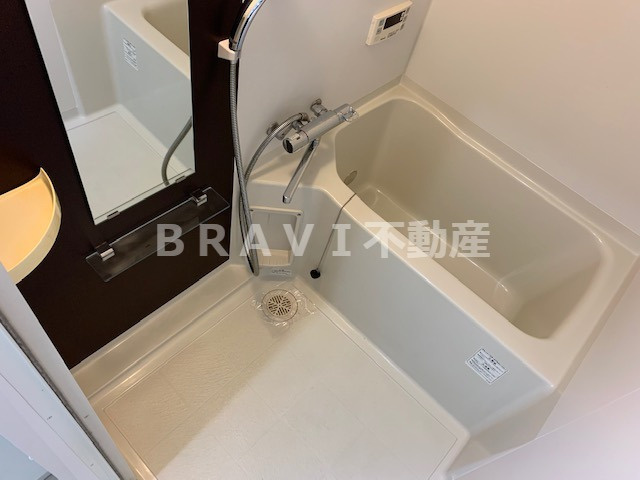 ブリリアントコート農人橋　BRAVI不動産の浴室|【ブリリアントコート農人橋】コンパクトで使いやすいお風呂です