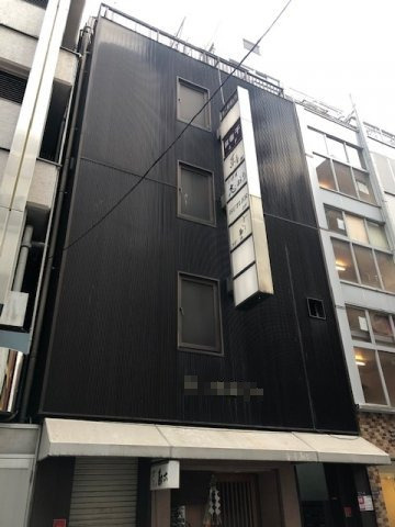 中央区銀座８丁目の事務所の外観