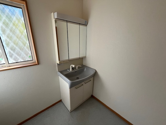 オレンジヒル梅の里の独立洗面台