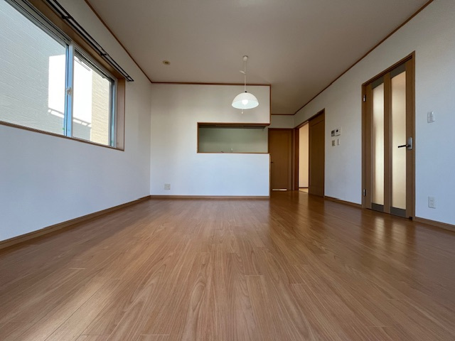 オレンジヒル梅の里の居間・リビング