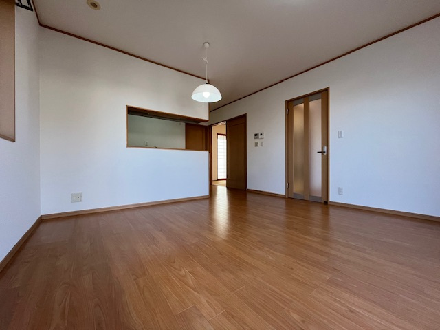 オレンジヒル梅の里の居間・リビング