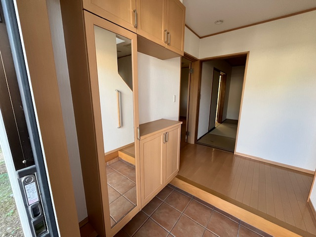 オレンジヒル梅の里の玄関