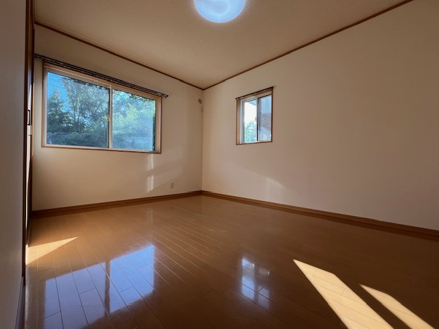 オレンジヒル梅の里の洋室