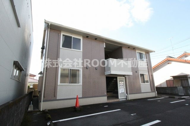 ウエストコートの外観|建物外観を気になさる方へ、見た目の良い物件です