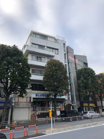 松任谷ビルの外観