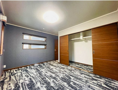 【洋室】 | 江戸屋敷2丁目戸建 | ゆったりした洋室です